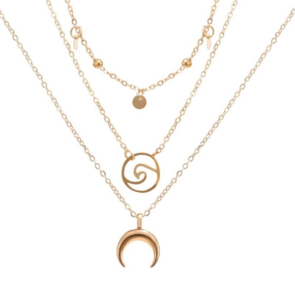 **FARAH* Gold Moon Triple Layer Pendant Necklace - Picture 2 of 6